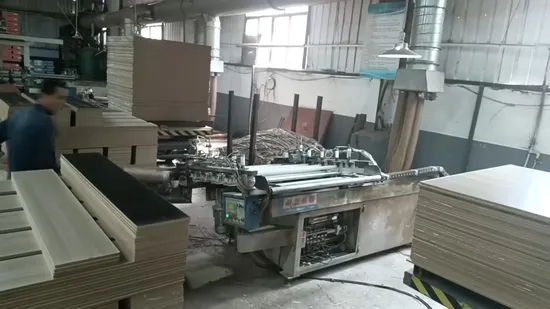 Plastic/Wood/Composite/Hybrid/Engineered PVC/Spc/Lvt/Laminate/Laminated/ Luxury Vinyl Rubber Tile Parquet Plank Floor