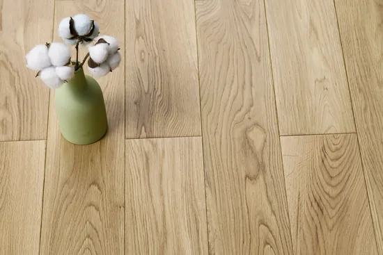 European Oak Indoor Hardwood Flooring Smooth Matte Real Wood More Styles White Oak Flooring